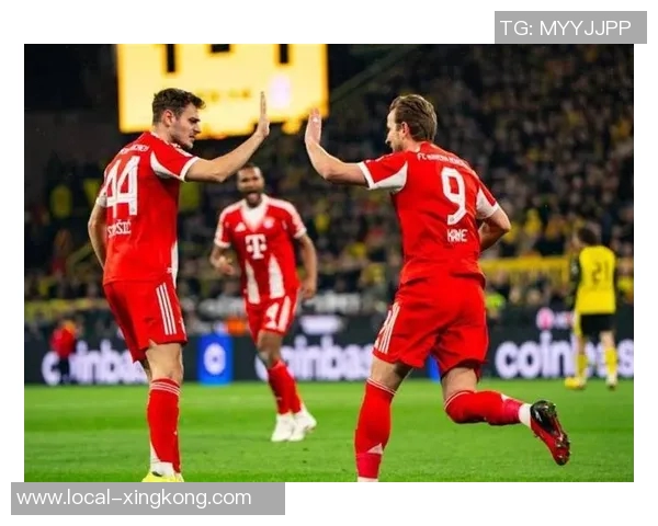 莱万重返德甲对阵旧主拜仁球迷怒斥其背叛与忘恩负义