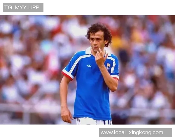 全球足球传奇人物盘点最伟大的外国足球明星及其影响力分析